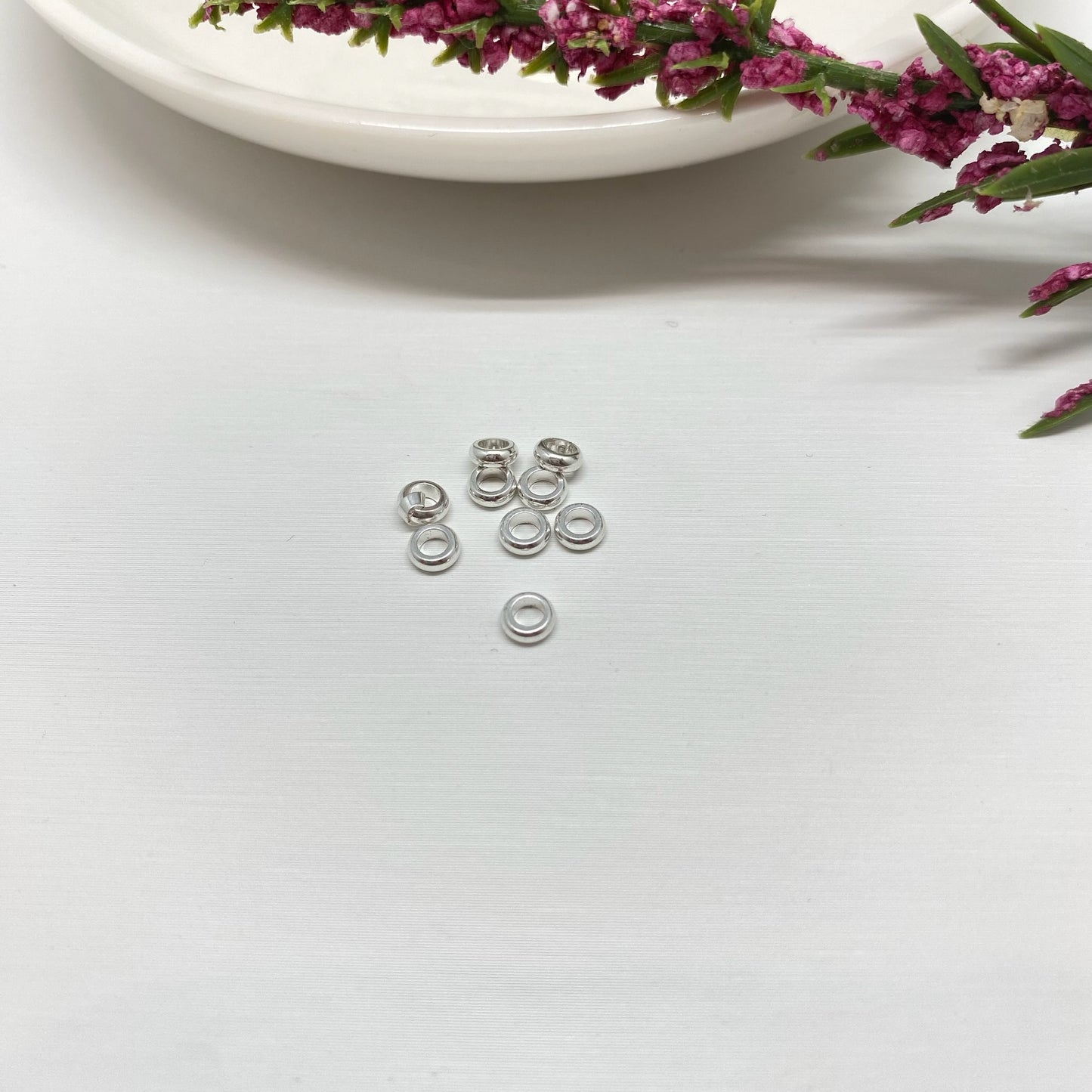 AP39 Separador Cerrado 3.9 x 1.5 mm Accesorio Baño Plata Accesorios Bañados en Oro y Plata hecho de Bronce Bañado en Plata 50 ml