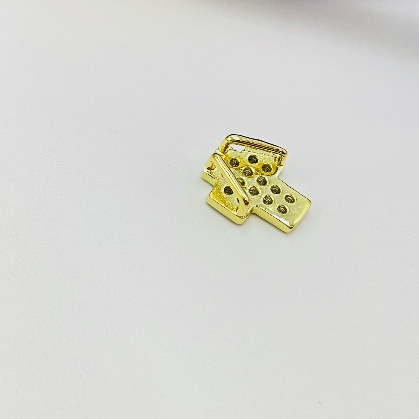 FO371 Cruz Circones 10 x 8 mm Figura Baño Oro Figuras Bañadas en Oro y Plata hecho de Bronce Bañado en Oro 18K