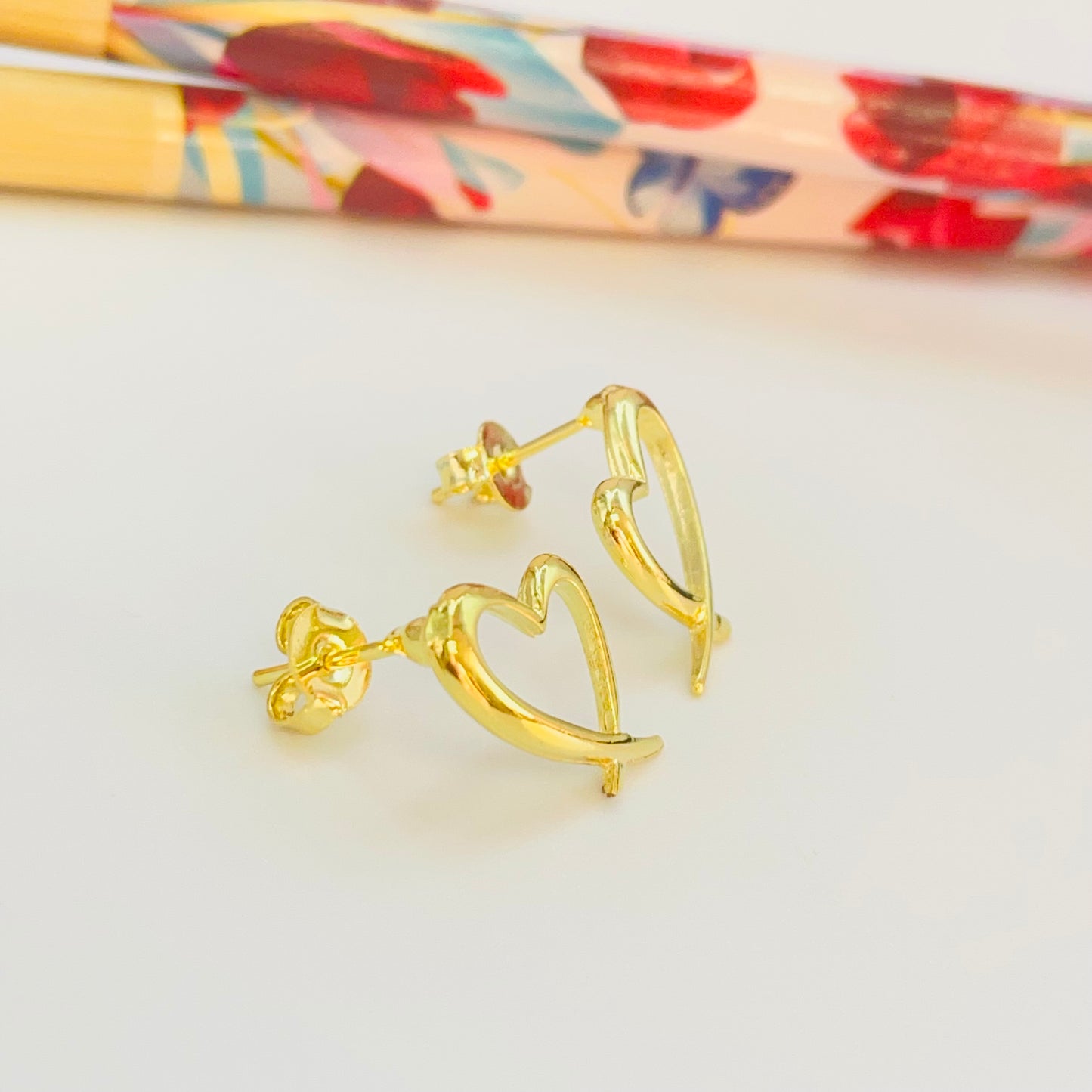 XO549 Aro Corazón Calado 16 x 11 mm Espesor 1.5 mm Aro Baño Oro