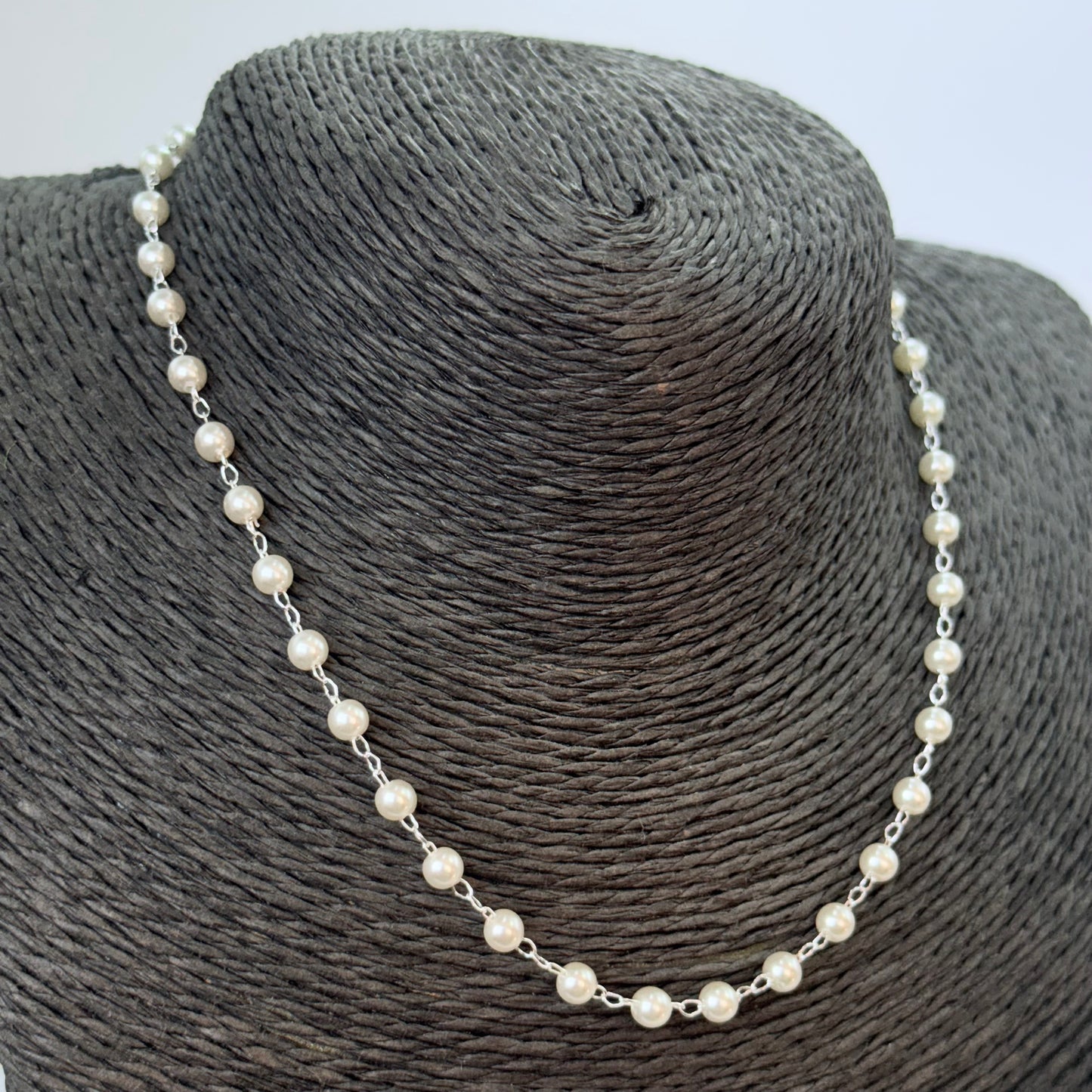 Joyas por Mayor Joyas Bañadas en Plata por Mayor Insumos para Joyas CP232 Collar Chocker Perlas diá. 4 mm Largo 35 cm más extensor 5.5 cm Collar Terminado Baño Plata