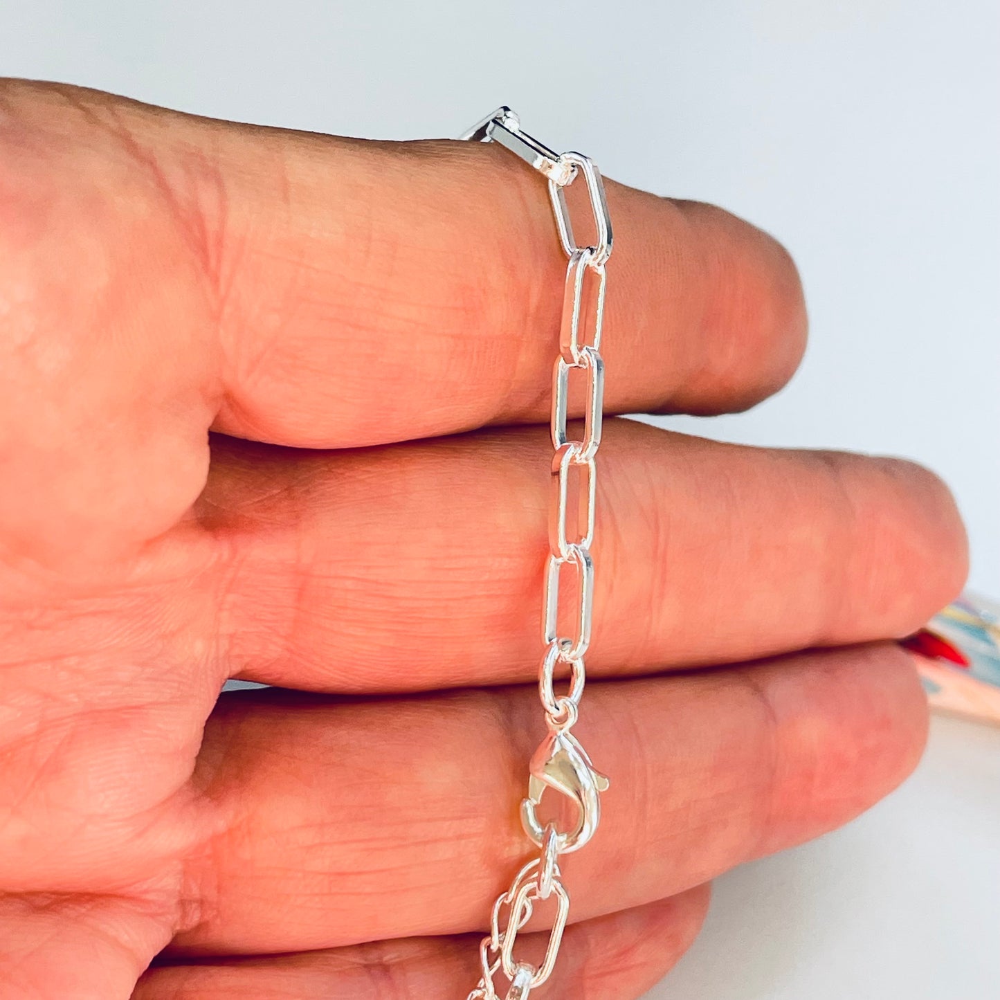 PP28 Pulsera tipo Cartier Eslabón 4.8 x 3.8 mm Largo 40 cm más extensor 5 cm Pulsera Baño Plata