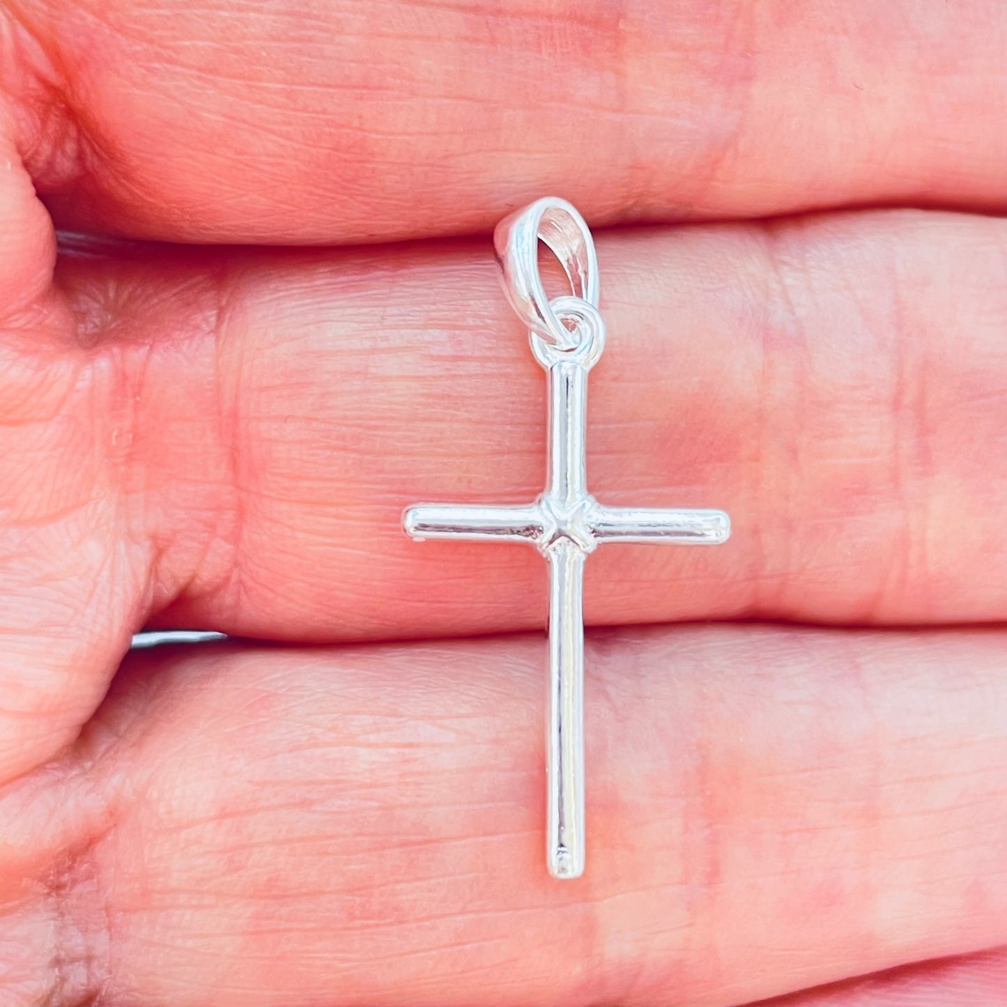 FP1036 Colgante Cruz 20 x 12 mm mas valier Espesor 1.8 mm Figura Baño Plata