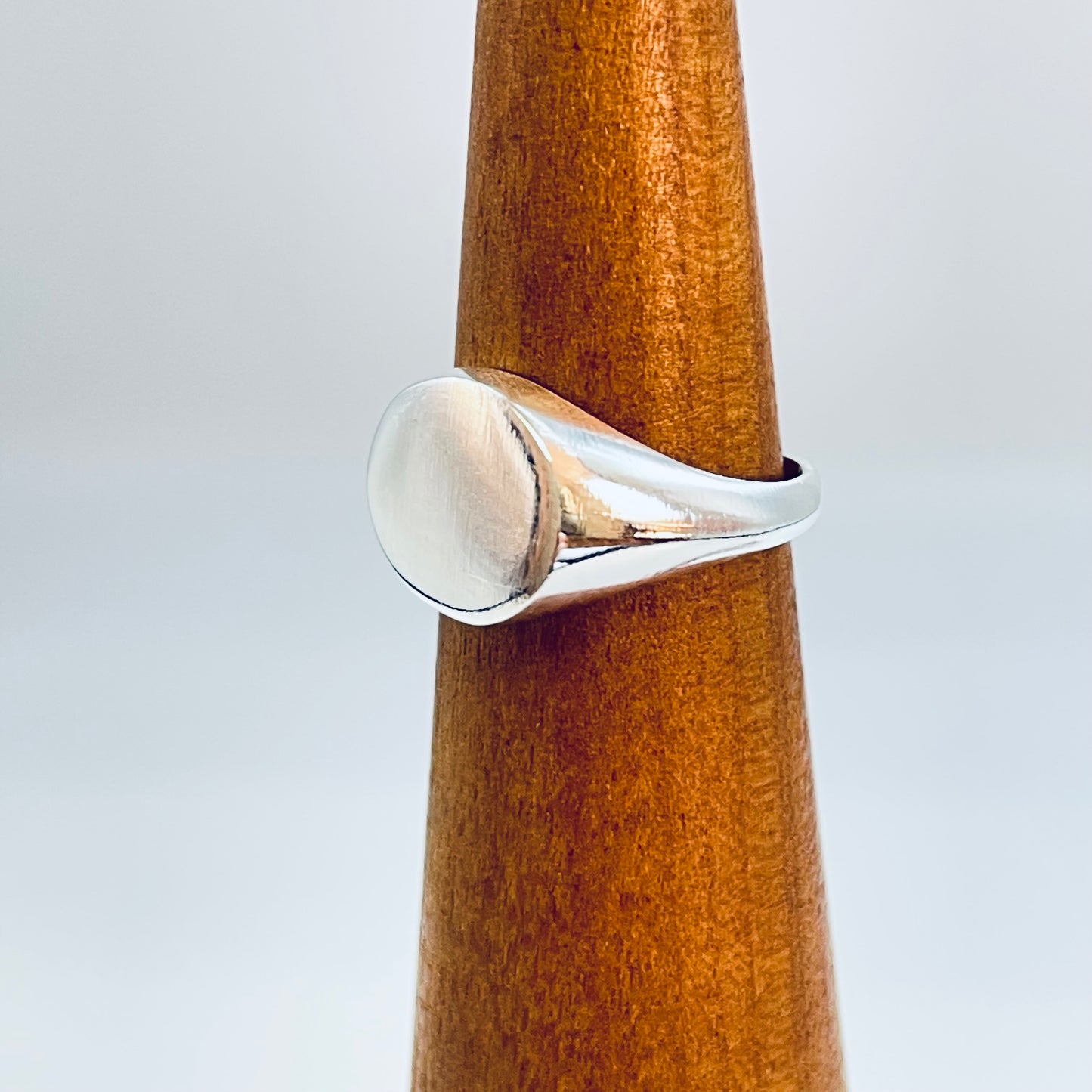 WP74 Anillo Chevalier Sello 11 x 13 mm Medida app. 6 Anillo Baño Plata