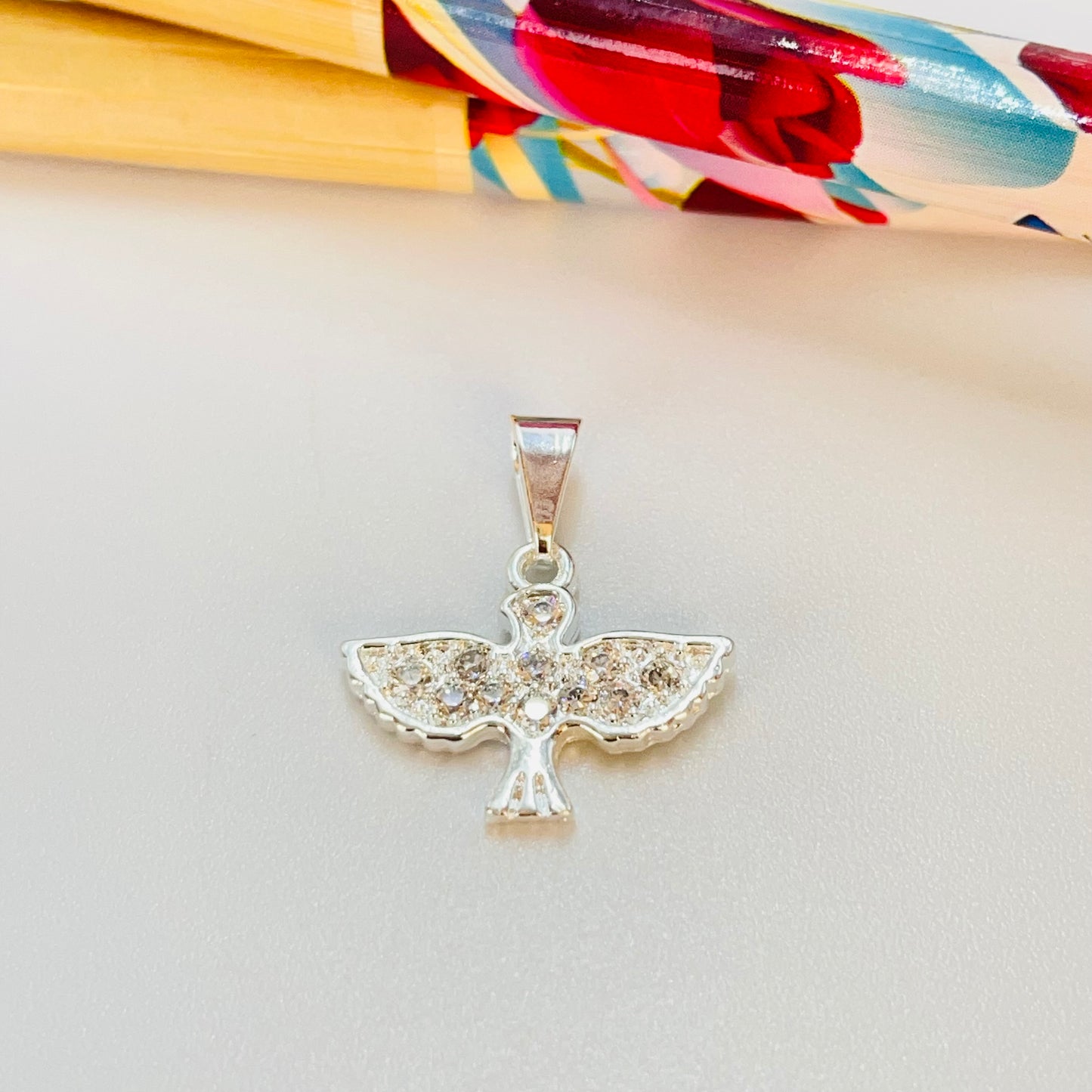 FP1186 Colgante Espíritu Santo Circones Cristal 11 x 17 mm más valier Espesor 1.8 mm Figura Baño Plata