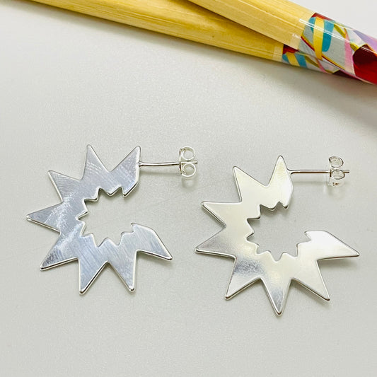 XP397 Aro tipo argolla con puntas 30 mm Espesor 1 mm Aro Baño Plata Aros Bañados hecho de Bronce Bañado en Plata 50 ml Joyas Bañadas en Plata