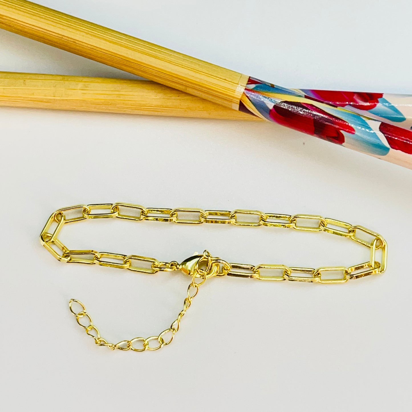 PO28 Pulsera tipo Cartier Eslabón 4.8 x 3.8 mm Largo 40 cm más extensor 5 cm Pulsera Baño Oro