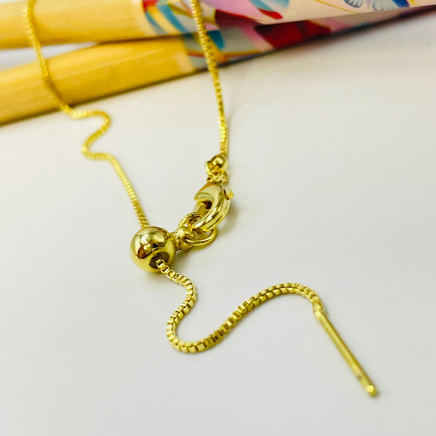 Joyas por Mayor Joyas Bañadas en Oro por Mayor Insumos para Joyas CO209 Cadena Veneciana de 1mm con bolita con silicona y palito Cadena Terminada Baño Oro