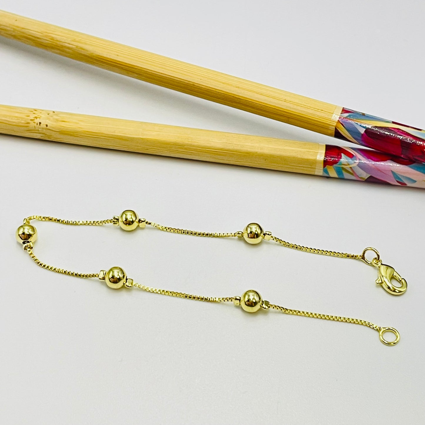 Joyas por Mayor Joyas Bañadas en Oro por Mayor Insumos para Joyas PO19 Pulsera Bolitas diá. 5 mm Cadena Veneciana espesor 1 mm Largo 16.5 cm Pulsera Baño Oro