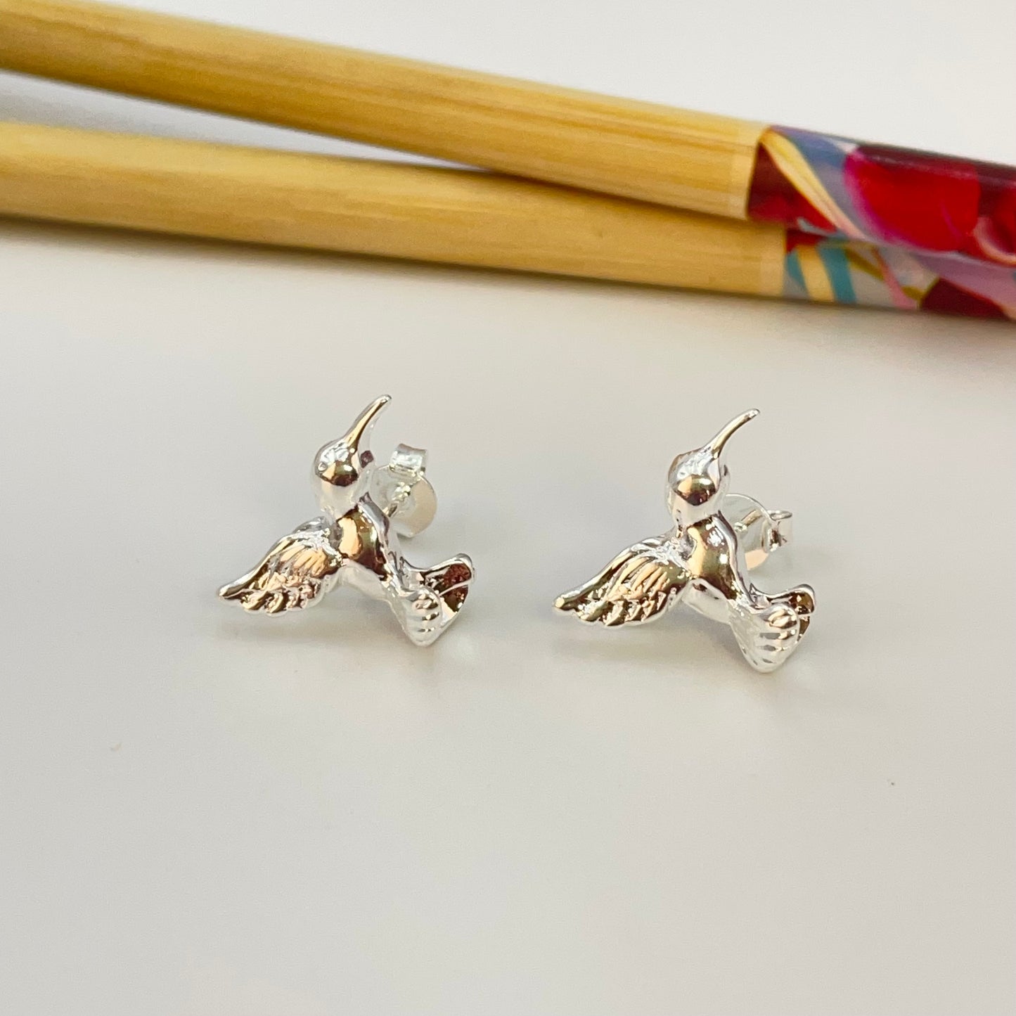 XP449 Aro Colibrí 15 x 15 mm Espesor 4 mm Aro Baño Plata Aros Bañados hecho de Bronce Bañado en Plata 50 ml Joyas Bañadas en Plata