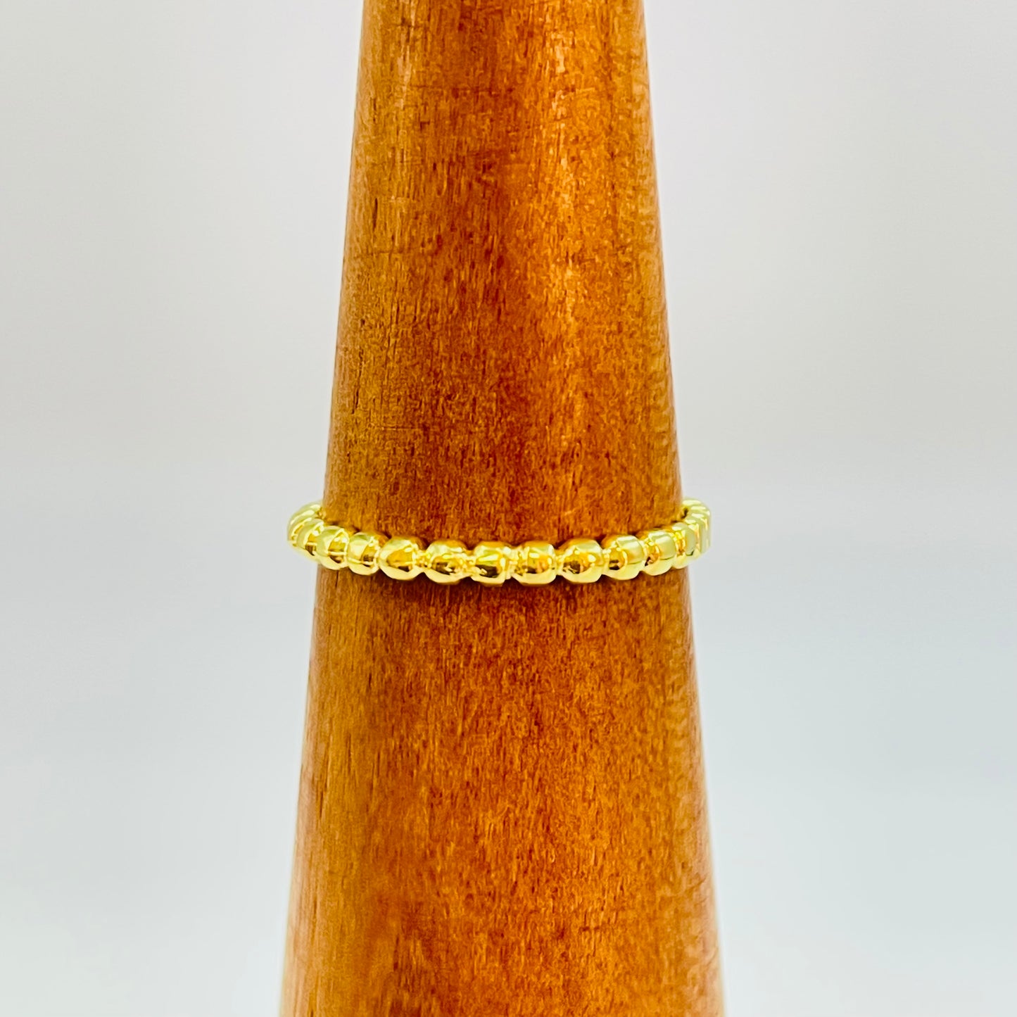 WO08 Anillo Bolitas Anillo Baño Oro