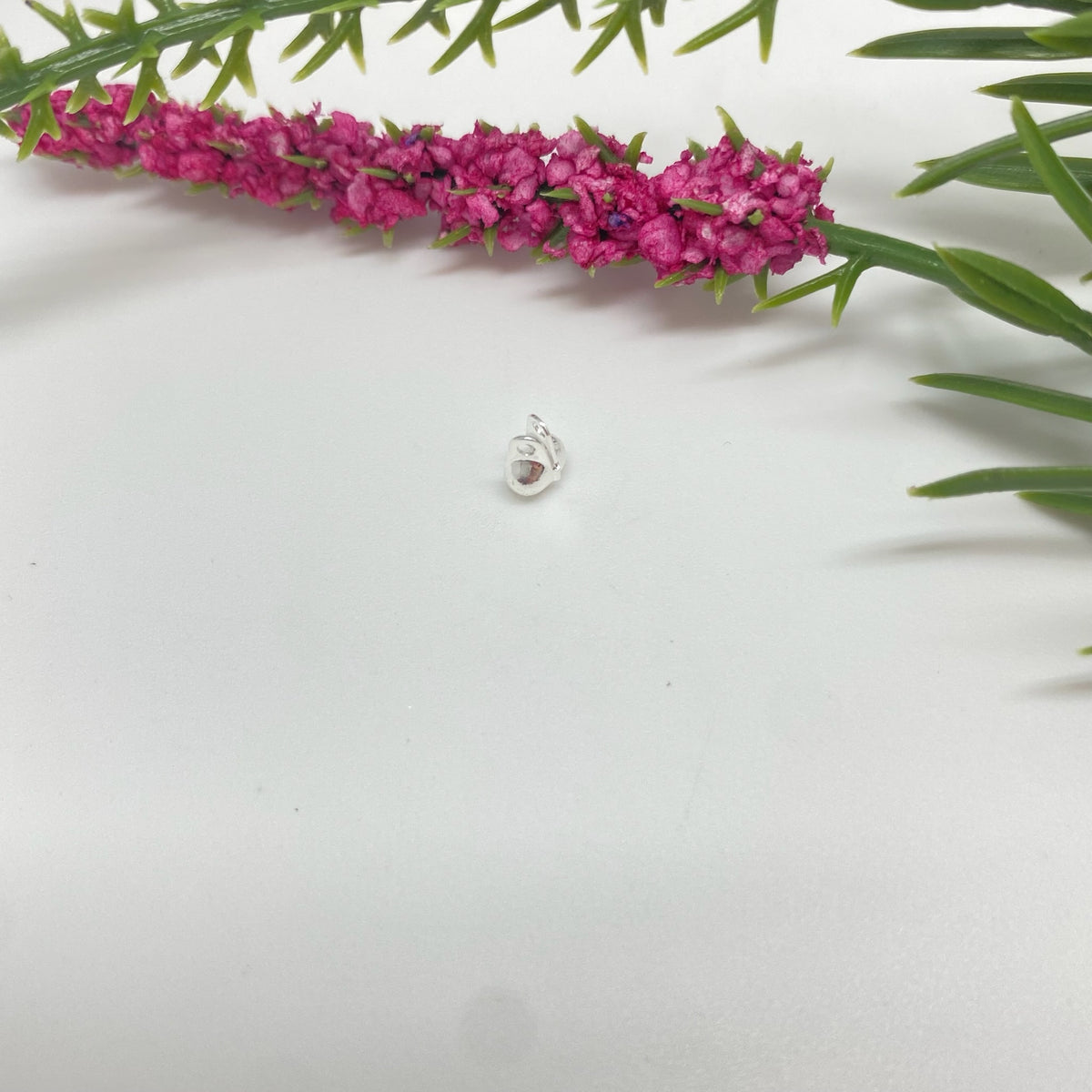 AP155 Tapanudo 2 argollas diá. 2.5 mm VENTA POR UNIDAD Accesorio Baño Plata
