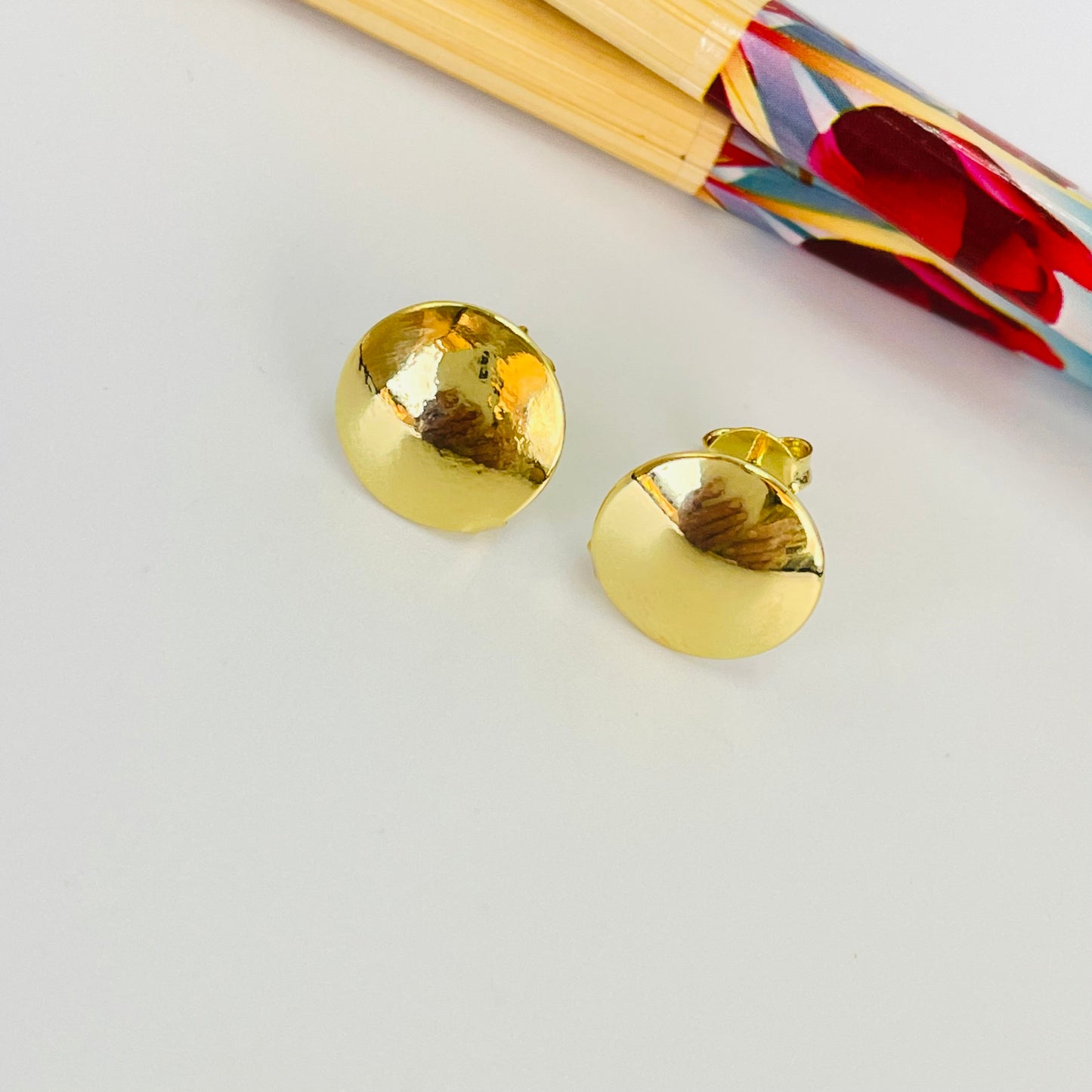 XO391 Aro Redondo diá. 10 mm Espesor 1 mm Aro Baño Oro Aros Bañados hecho de Bronce Bañado en Oro 18K Joyas Bañadas en Oro