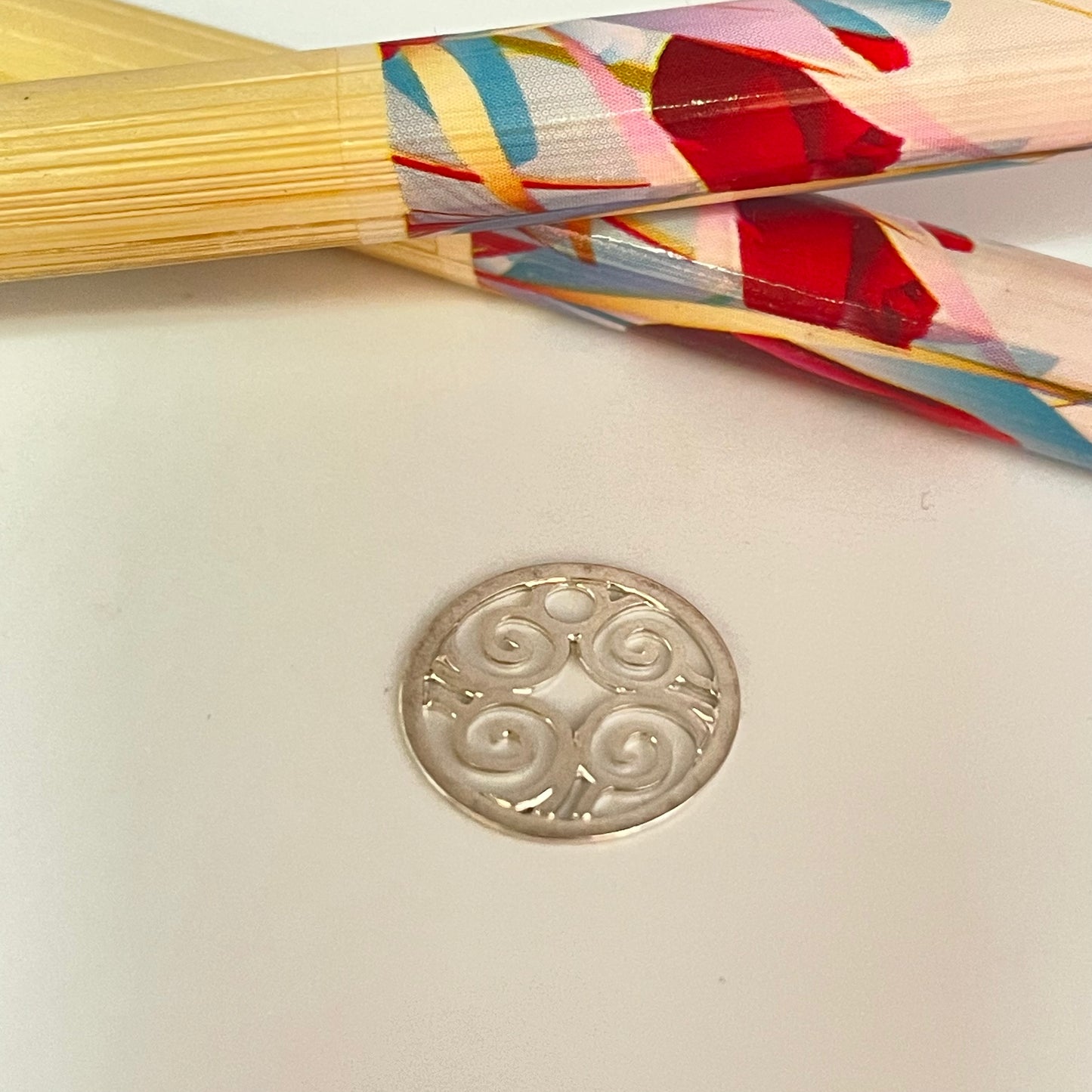 FP76 Figura Calada Twist diá. 13 mm Figura Baño Plata Figuras Bañadas en Plata hecho de Bronce Bañado en Plata 50 ml