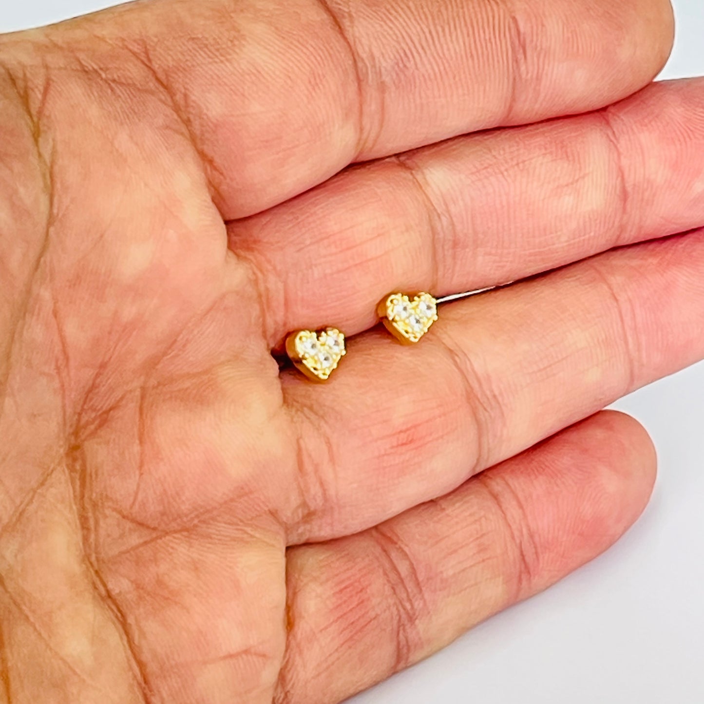 XO581 Aro Mini Corazón con Circones 5.5 x 6.5 mm Espesor 2 mm Aro Baño Oro