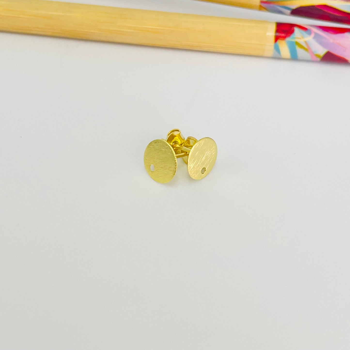 BO124 Base Aro Redonda Lijada Perforación Inferior diá. 8 mm Espesor 0.8 mm Base de Aro Baño Oro