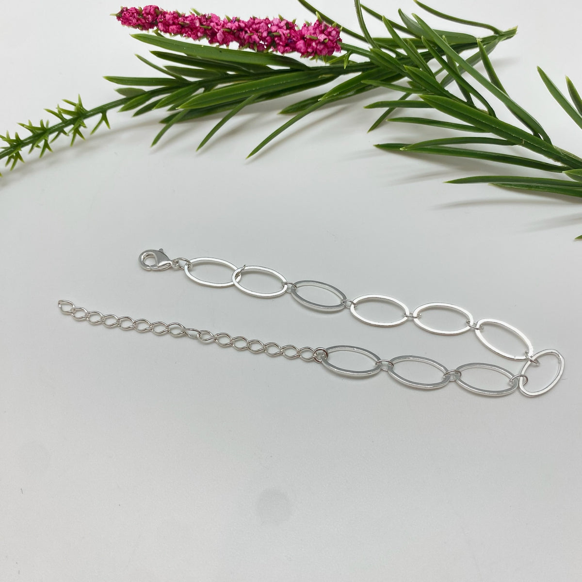 PP47 Pulsera cadena eslabones 14x7 mm y mini eslabón 4x2 mm Largo 15.3 cm más extersor de 5 cm Pulsera Baño Plata