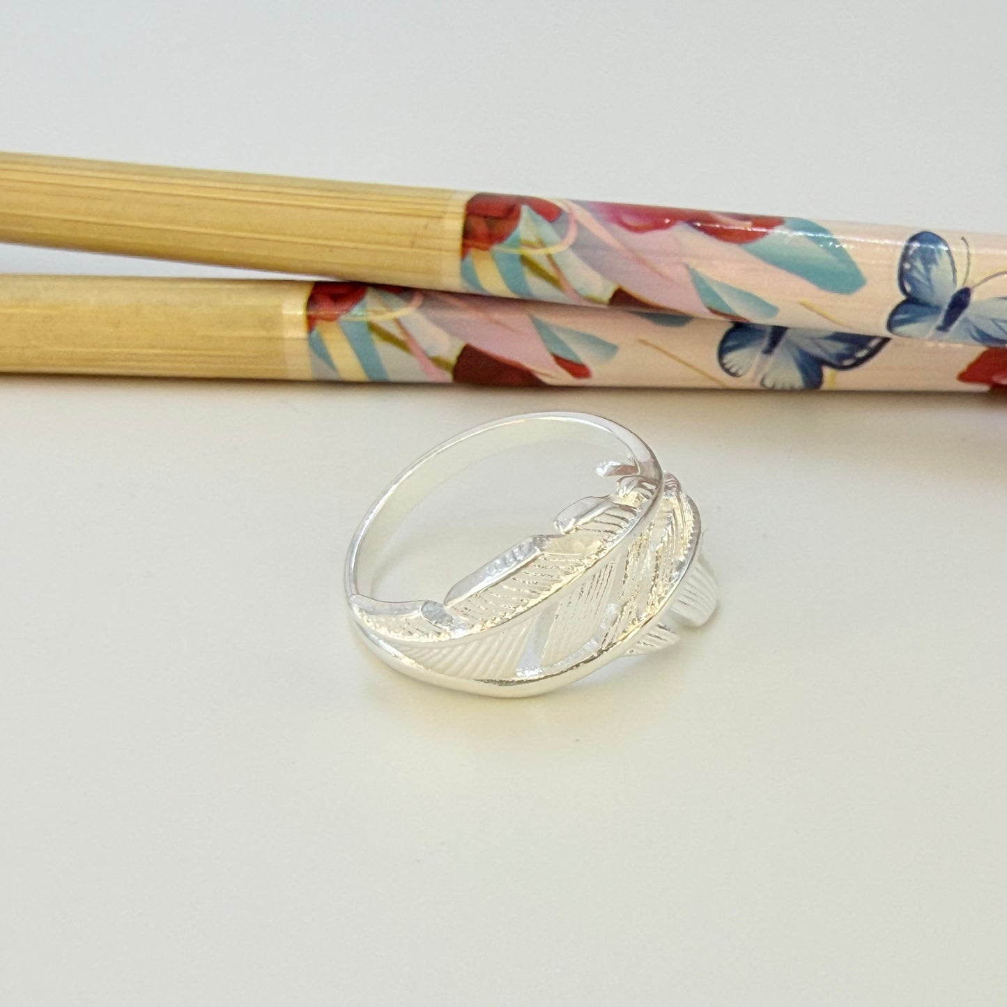 WP79 Anillo Doble Pluma Ancho 15 mm ancho argolla 2.5 mm Anillo Baño Plata
