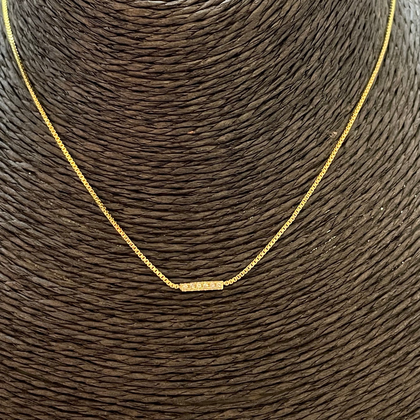 CO177 Collar con Palito de 6 circones 8 x 1.2 mm Largo 41 cm mas extensor de 7 cm Cadena veneciana espesor 1 mm Collar Terminado Baño Oro Cadenas Bañadas hecho de Bronce Bañado en Oro 18K Joyas Bañadas en Oro