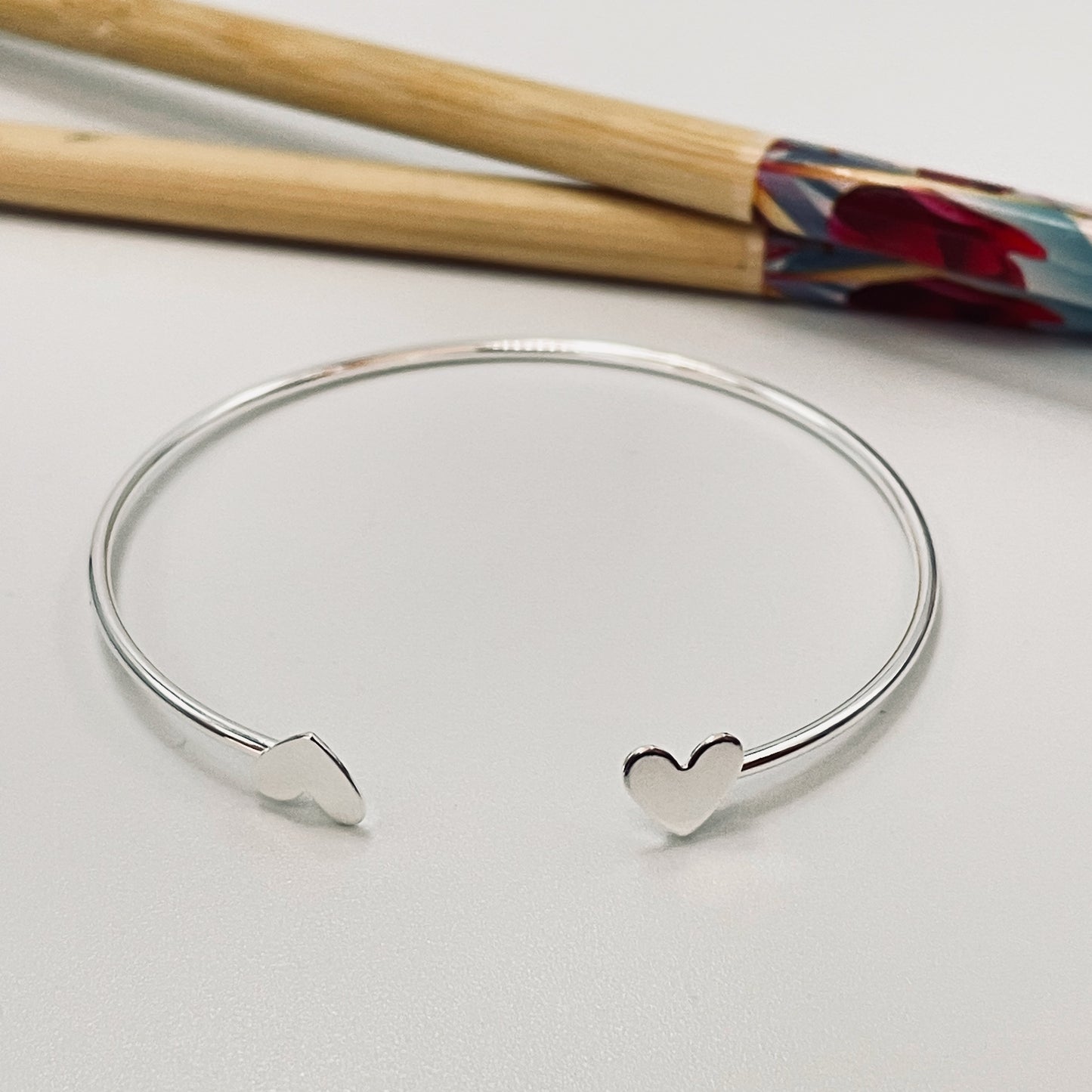 EP22 Esclava 2 corazones en puntas Diá. 60 cm Espesor 1.5 mm Esclava Baño Plata Accesorios Varios hecho de Bronce Bañado en Plata 50 ml Joyas Bañadas en Plata