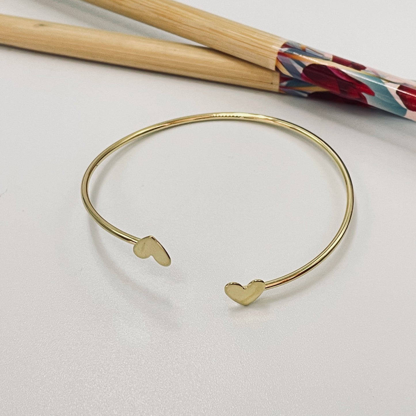 EO22 Esclava 2 corazones en puntas Diá. 60 cm Espesor 1.5 mm Esclava Baño Oro Accesorios Varios hecho de Bronce Bañado en Oro 18K Joyas Bañadas en Oro