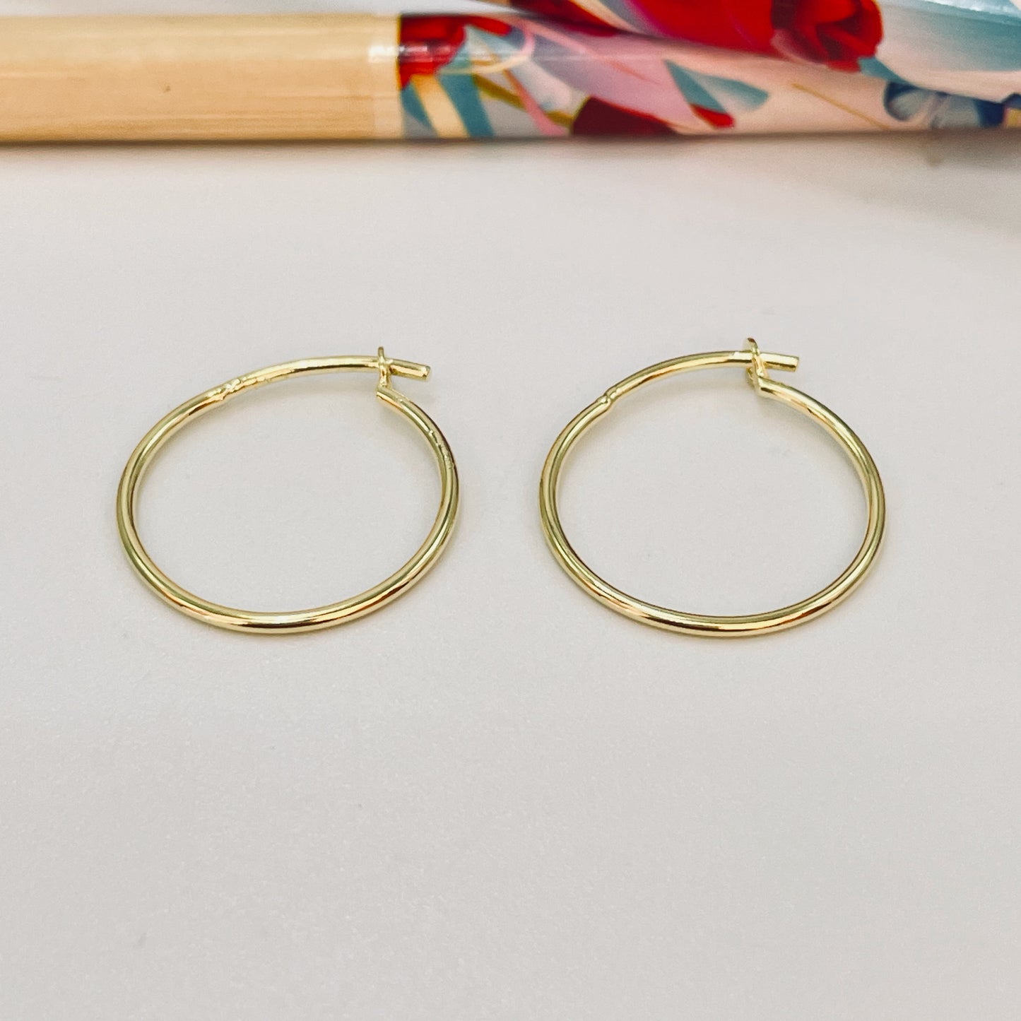 XO365 Aro Argolla para pasar 15 mm Espesor 1 mm Aro Baño Oro Aros Bañados hecho de Bronce Bañado en Oro 18K Joyas Bañadas en Oro