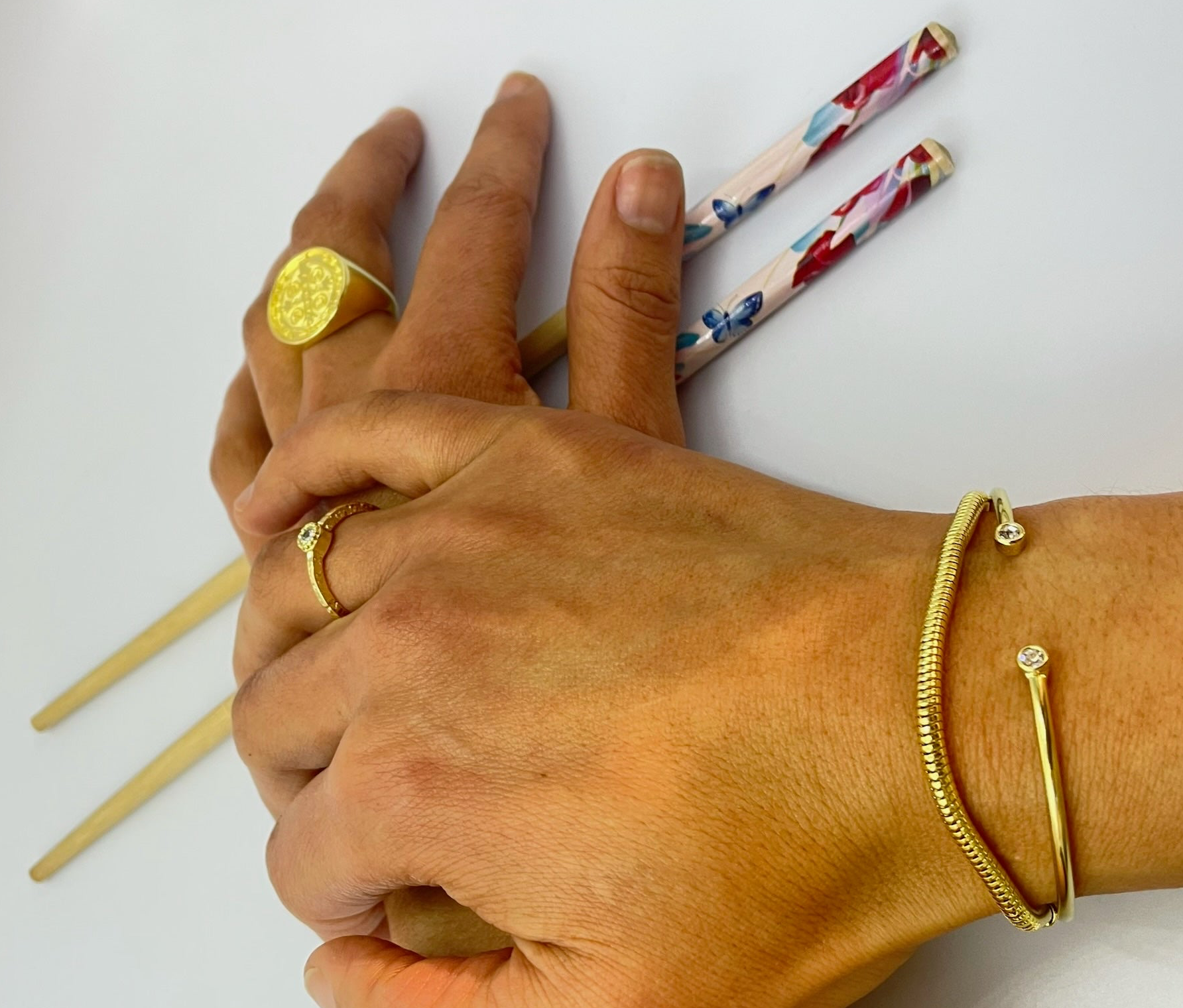 Joyas Bañadas en Oro Venta de Joyas por Mayor Anillos