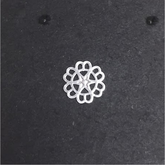 FP112 Figura Calada tipo Flor diá. 17 mm Figura Baño Plata