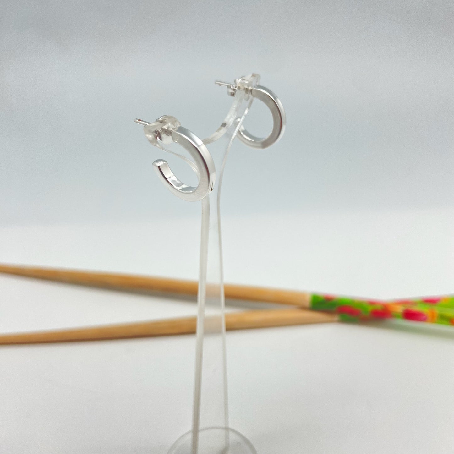 XP347 Aro Argolla pequeña Lijada 14 x 4 mm Espesor 3 mm Aro Baño Plata Aros Bañados hecho de Bronce Bañado en Plata 50 ml Joyas Bañadas en Plata