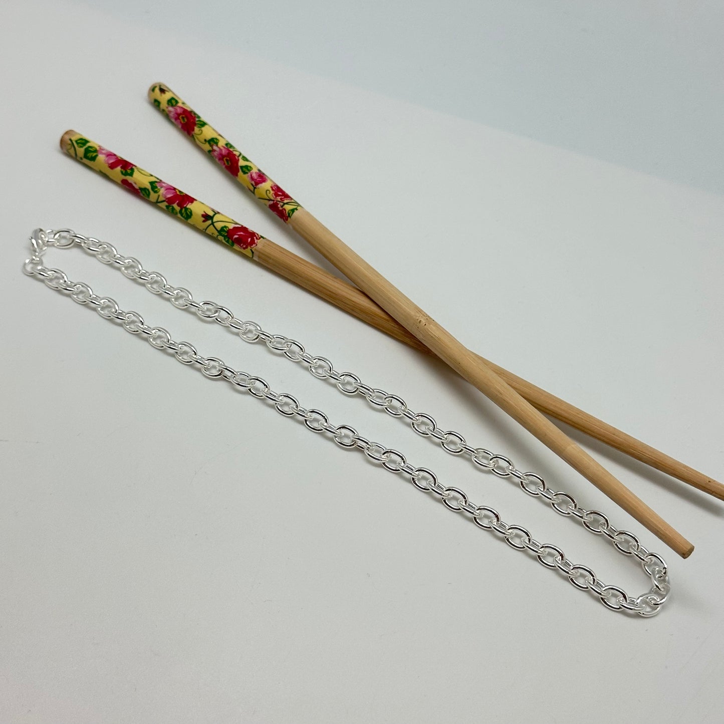 CP152 Cadena Candado Eslabón 10 x 6 mm Espesor 1.8 mm Largo 45 cm Cadena Terminada Baño Plata