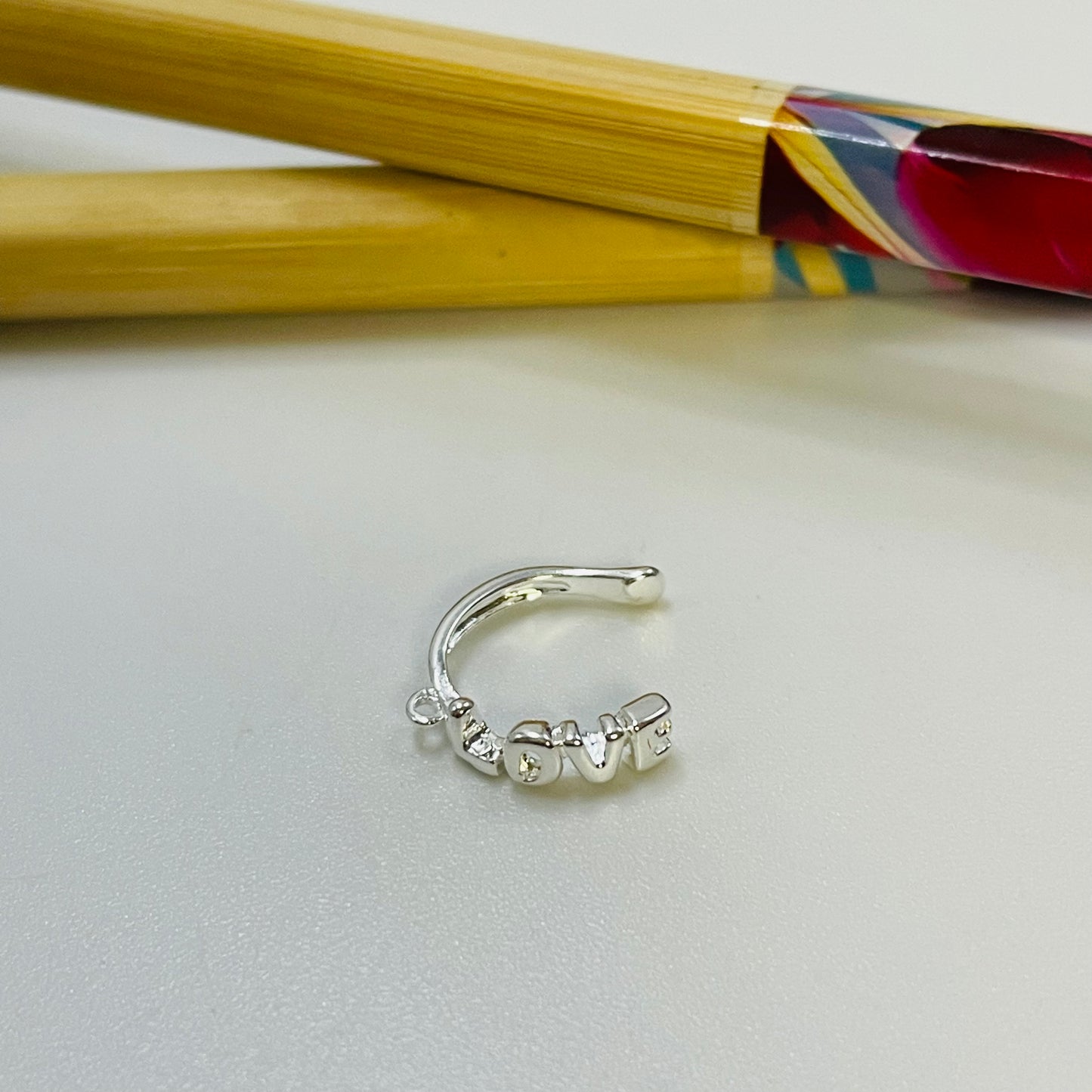 XP364 Aro Cuff Love con una argolla diá. 3 mm Espesor 2 mm Aro Baño Plata