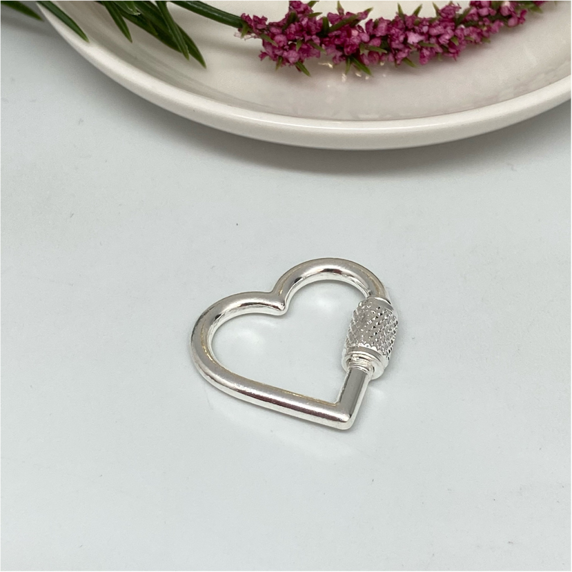 AP96-Broche-Corazón-Cierre-Rosco-Accesorio-Baño-Plata