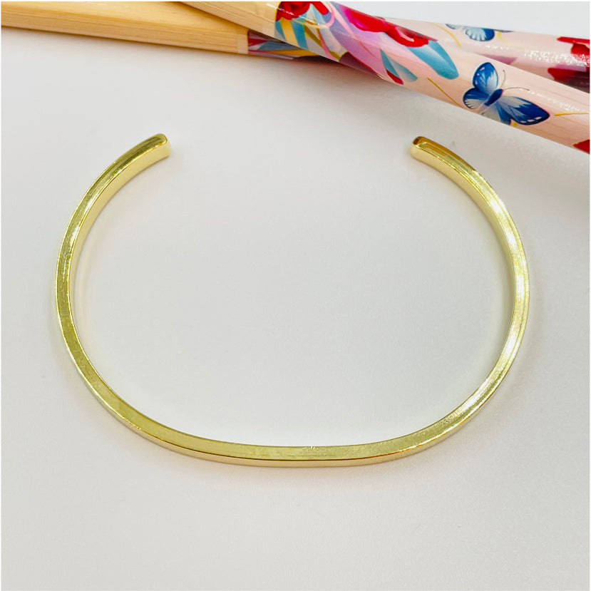 EO16 Esclava Lisa Abierta espesor 3 mm 65x50x4 mm Esclava Baño Oro Accesorios Varios hecho de Bronce Bañado en Oro 18K Joyas Bañadas en Oro