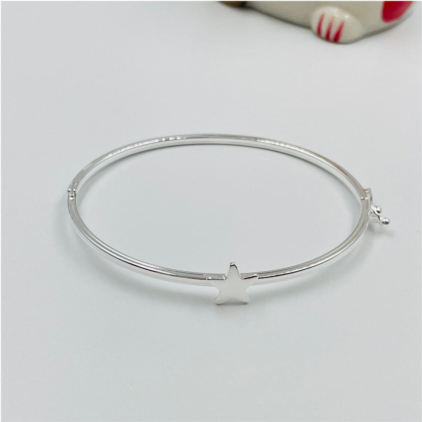 EP05 Esclava con 1 estrella cierre broche Esclava Baño Plata Pulseras y Esclavas Bañadas en Oro y Plata hecho de Bronce Bañado en Plata 50 ml Joyas Bañadas en Plata