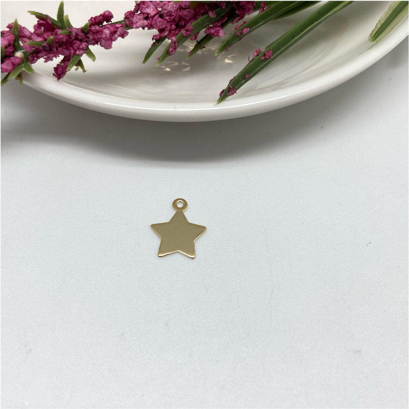 FO214 Estrella con argolla 12 mm Figura Baño Oro Figuras Bañadas en Oro y Plata hecho de Bronce Bañado en Oro 18K