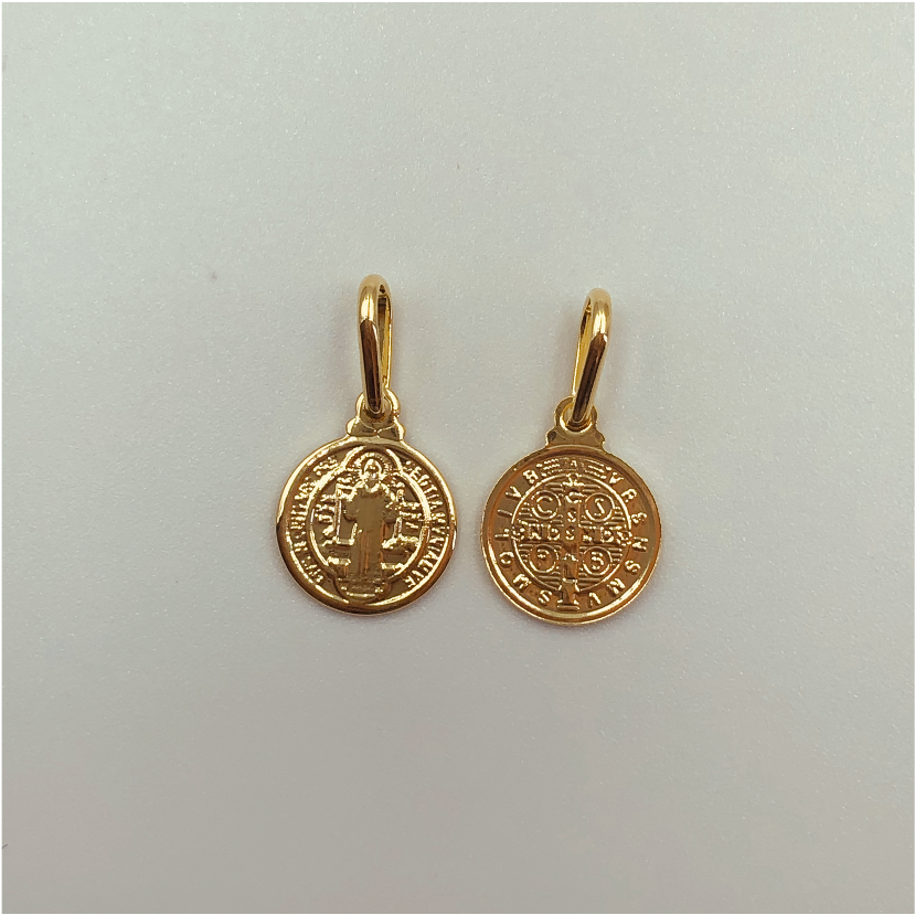 FO295 8 mm San Benito Figura Baño Oro Figuras Bañadas en Oro y Plata hecho de Bronce Bañado en Oro 18K Joyas Bañadas en Oro