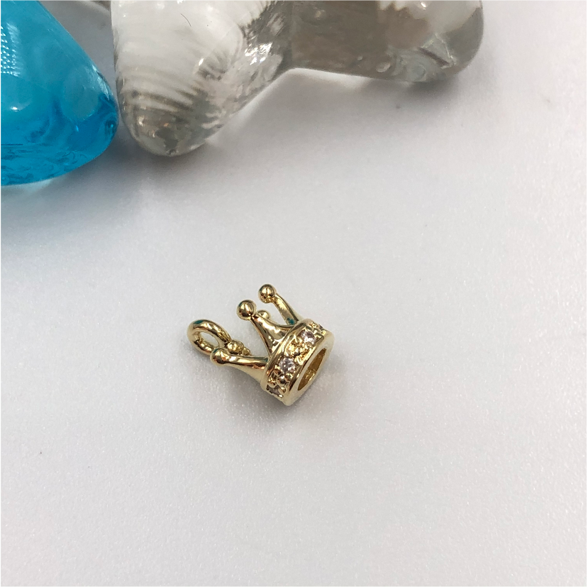 FO363 Coronita Circones Figura Baño Oro Figuras Bañadas en Oro y Plata hecho de Bronce Bañado en Oro 18K
