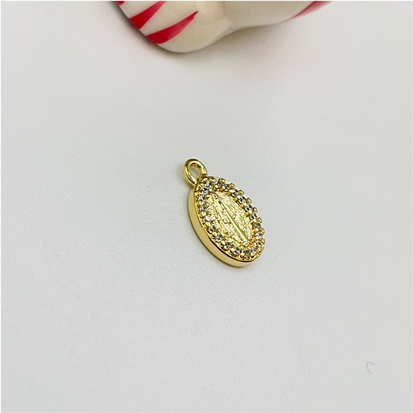 FO367 Virgen Circones 12x8 mm Figura Baño Oro Figuras Bañadas en Oro y Plata hecho de Bronce Bañado en Oro 18K Joyas Bañadas en Oro