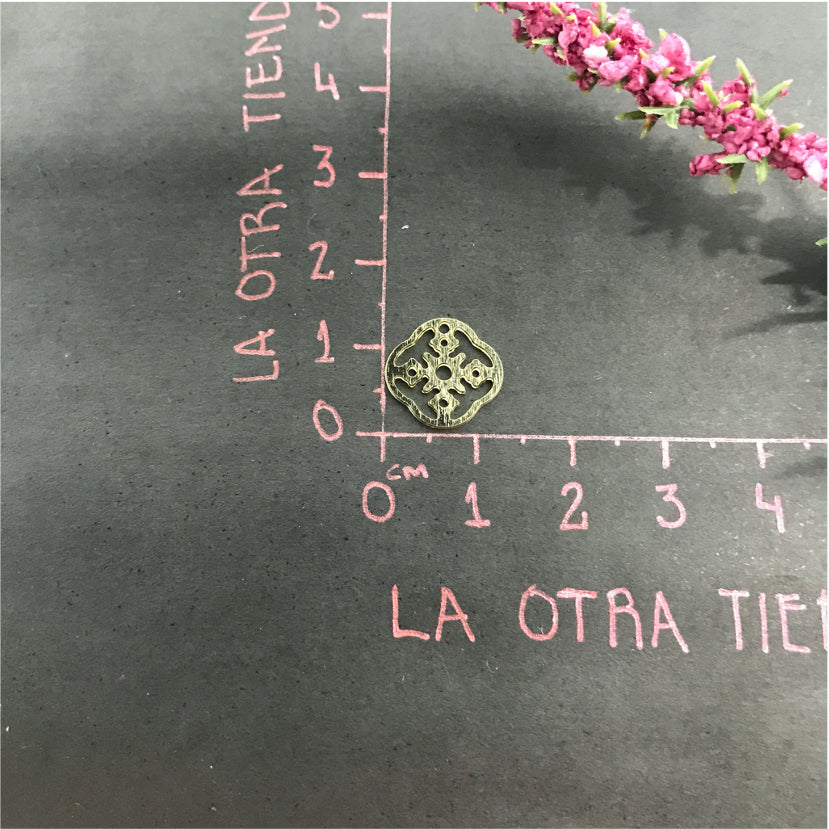 FO503 Figura Imperio Inca 1 perforación Figura Baño Oro Figuras Bañadas en Oro y Plata hecho de Bronce Bañado en Oro 18K