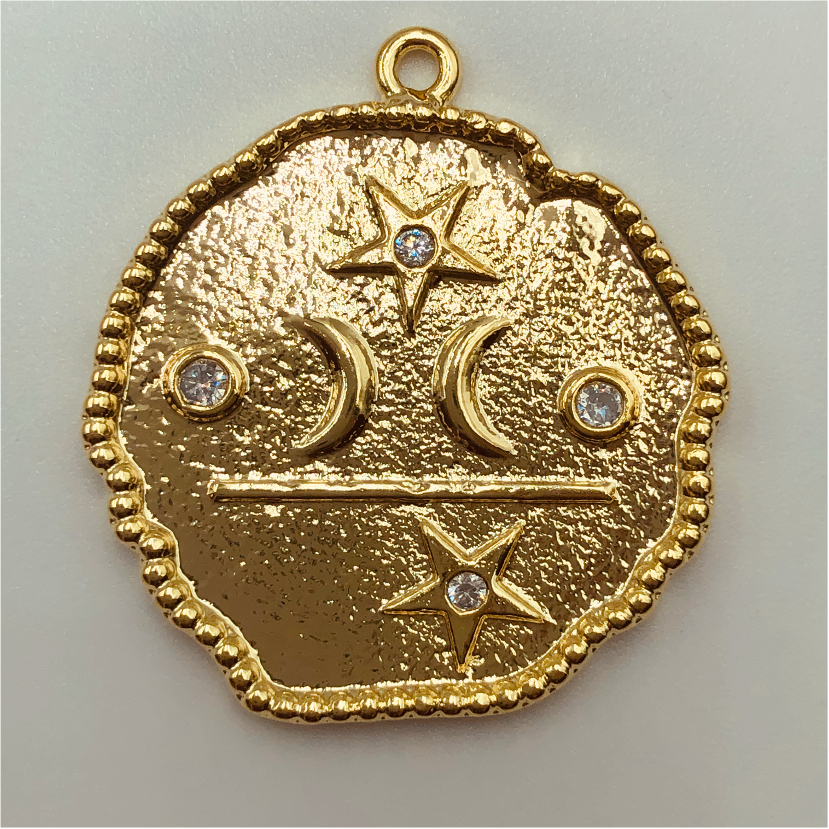 FO571 Colgante Luna Estrella Circones 30 mm Figura Baño Oro Figuras Bañadas en Oro y Plata hecho de Bronce Bañado en Oro 18K