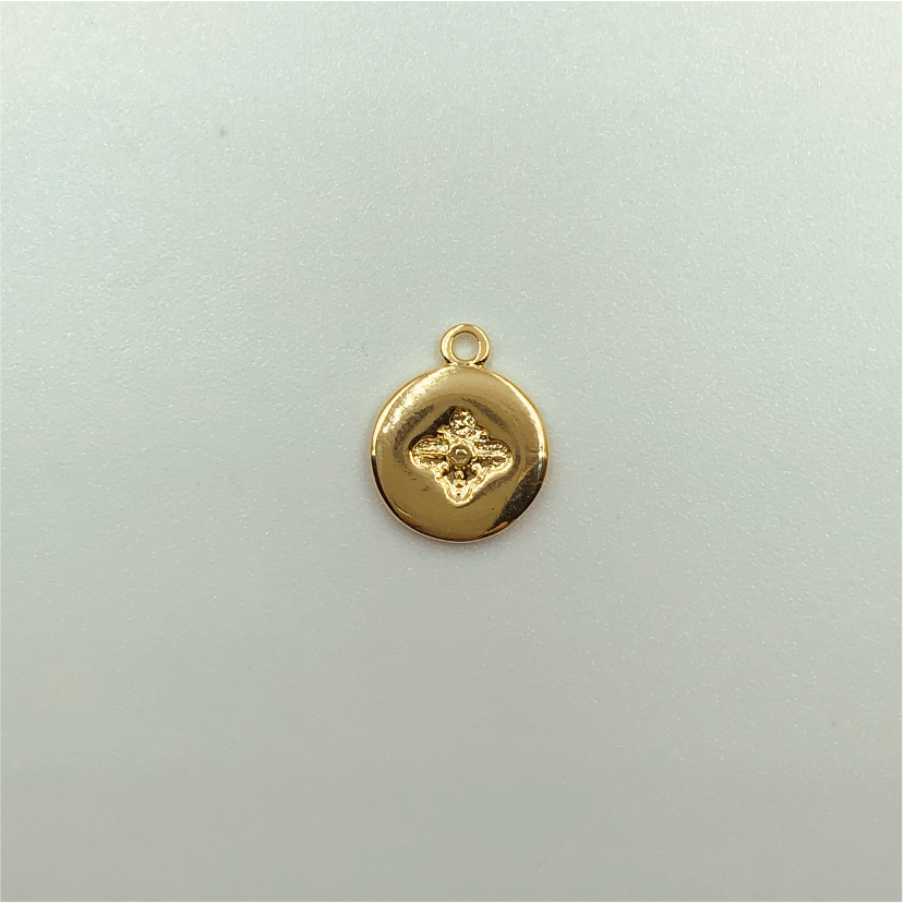 FO574 Colgante Mini Flor Central 10 mm Figura Baño Oro Figuras Bañadas en Oro y Plata hecho de Bronce Bañado en Oro 18K