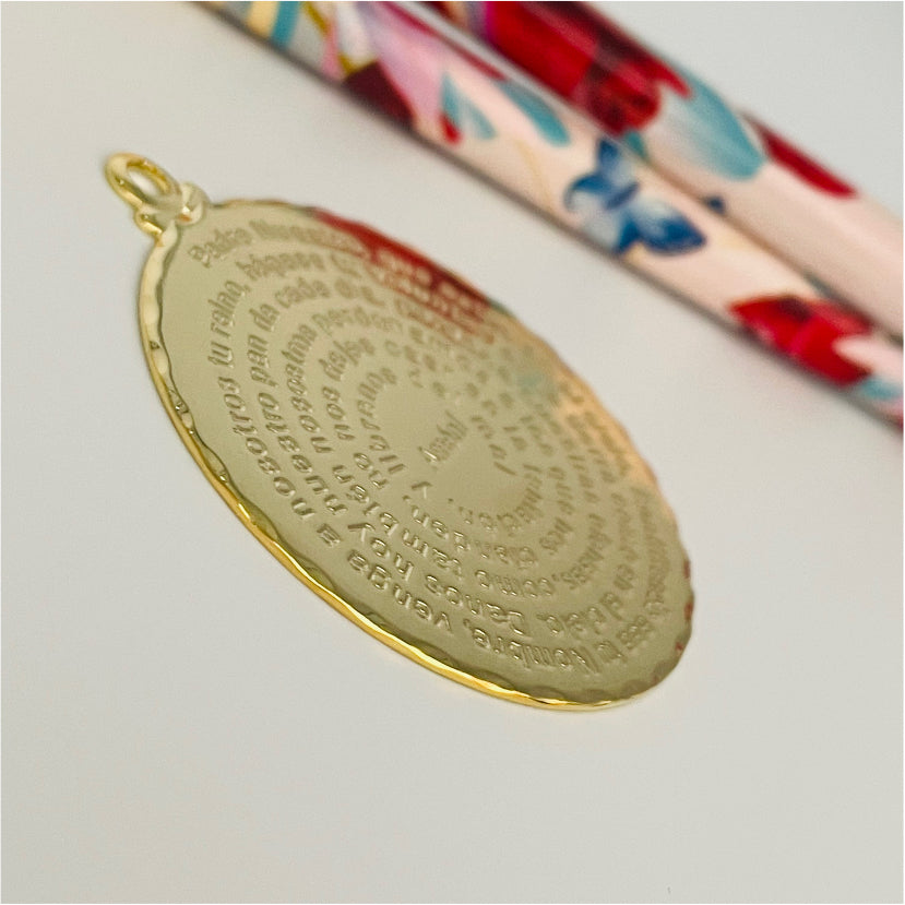 FO583 Padre Nuestro 40 mm Figura Baño Oro Figuras Bañadas en Oro y Plata hecho de Bronce Bañado en Oro 18K Joyas Bañadas en Oro