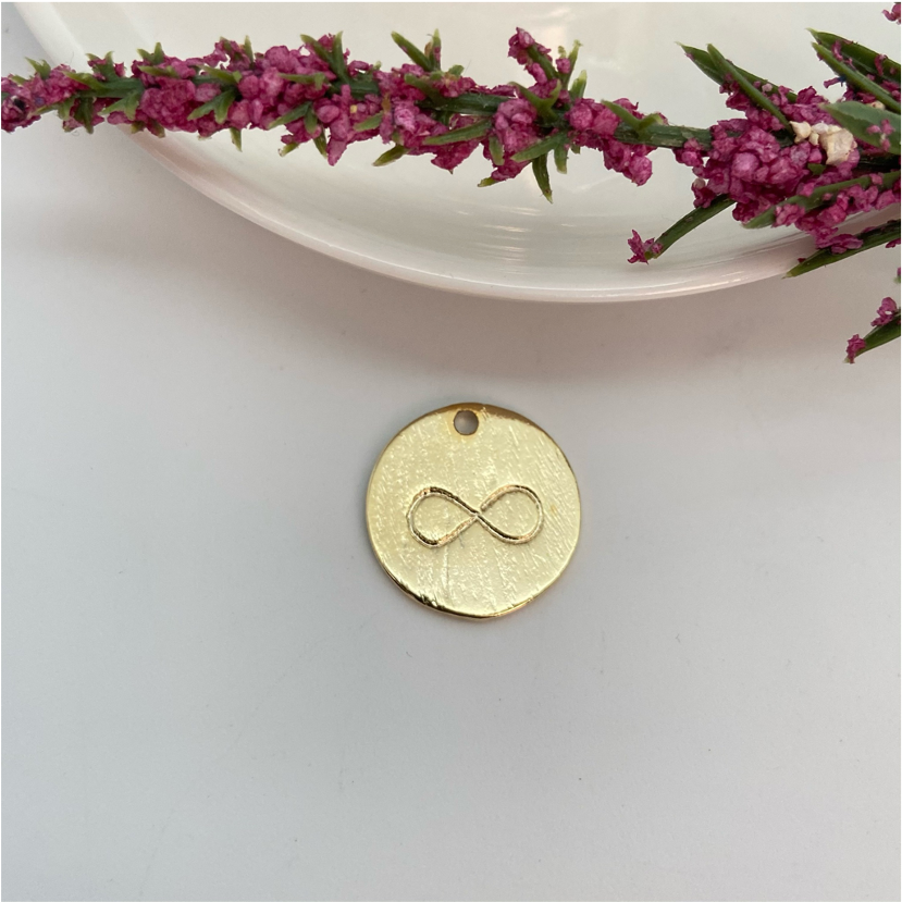 FO637 Colgante Redondo Infinito Grande Figura Baño Oro Figuras Bañadas en Oro y Plata hecho de Bronce Bañado en Oro 18K