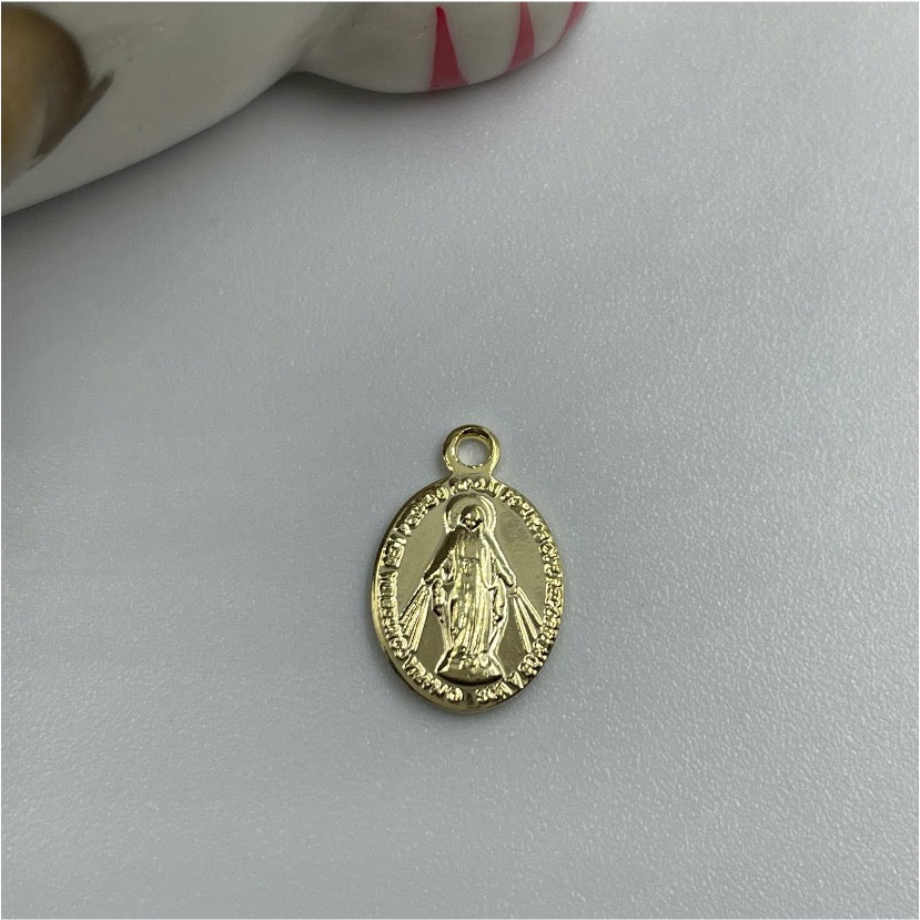 FO737 Colgante Virgen de los Milagros 10 x 8 mm Figura Baño Oro Figuras Bañadas en Oro y Plata hecho de Bronce Bañado en Oro 18K Joyas Bañadas en Oro