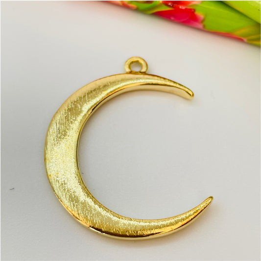 FO855 Colgante Midi Luna Lijado 24x24 mm más argollita Figura Baño Oro Figuras Bañadas en Oro y Plata hecho de Bronce Bañado en Oro 18K Joyas Bañadas en Oro