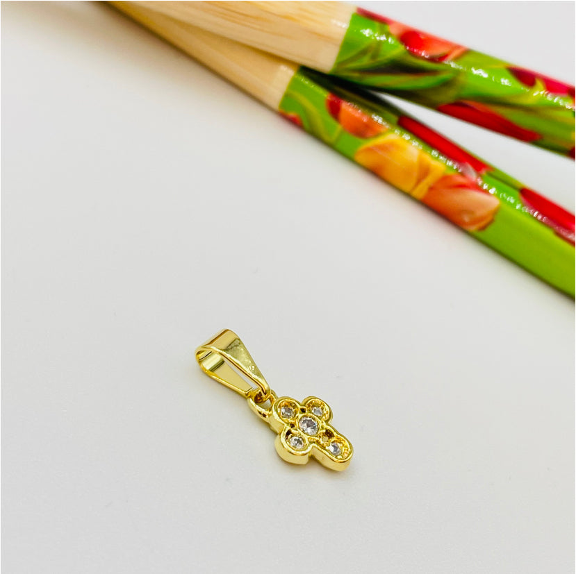 FO859 Colgante Mini Cruz con Circones 8x7 mm más Balier Figura Baño Oro Figuras Bañadas en Oro y Plata hecho de Bronce Bañado en Oro 18K Joyas Bañadas en Oro