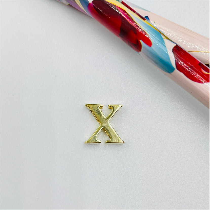FO879 Mini Letras 10 mm Espesor 3 mm para pasar Figura Baño Oro Figuras Bañadas en Oro y Plata hecho de Bronce Bañado en Oro 18K Joyas Bañadas en Oro