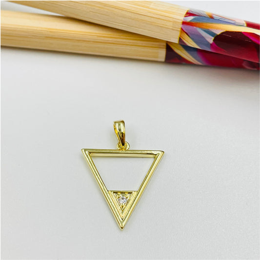 FO886 Colgante Triángulo con 1 circón en vértice inferior 16x15 mm más balier Figura Baño Oro Figuras Bañadas en Oro y Plata hecho de Bronce Bañado en Oro 18K Joyas Bañadas en Oro