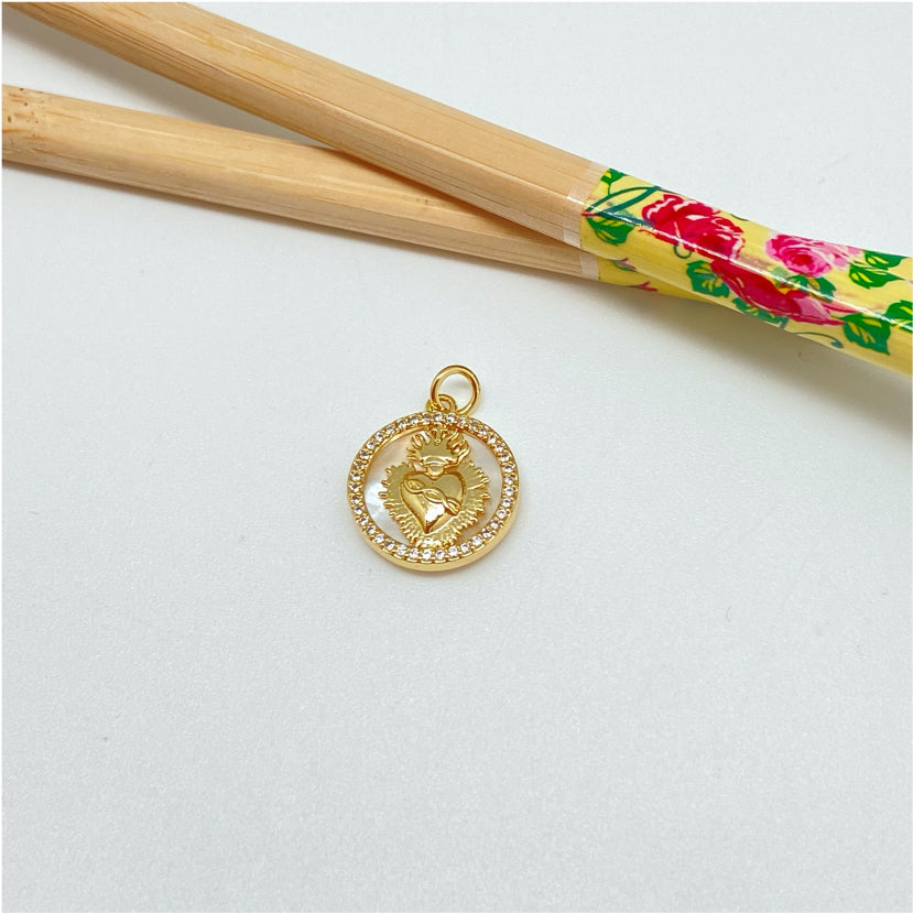 FO991 Colgante Medalla Nácar borde con micro circones y Detente diá. 15.5 mm más argollita y contra argolla espesor 3.5 mm Figura Baño Oro Figuras Bañadas hecho de Bronce Bañado en Oro 18K Joyas Bañadas en Oro