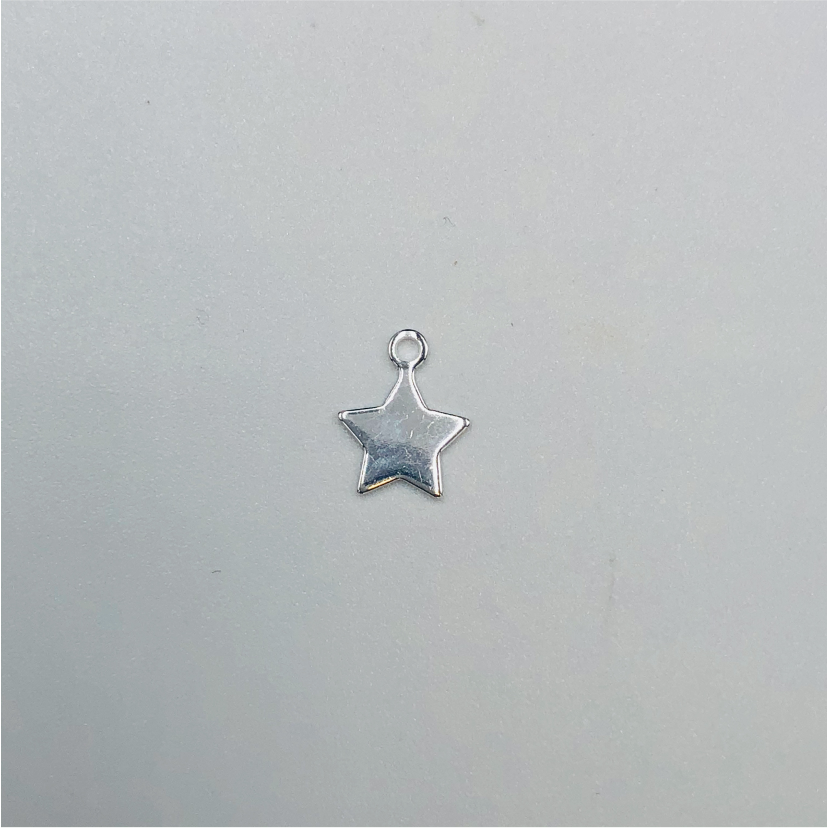 FP132 Estrella con argolla 8 mm Figura Baño Plata Figuras Bañadas en Oro y Plata hecho de Bronce Bañado en Plata 50 ml