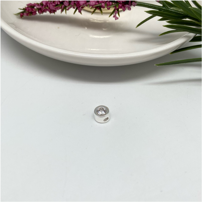 FP140 Punto Luz 6 mm Figura Baño Plata Figuras Bañadas en Oro y Plata hecho de Bronce Bañado en Plata 50 ml